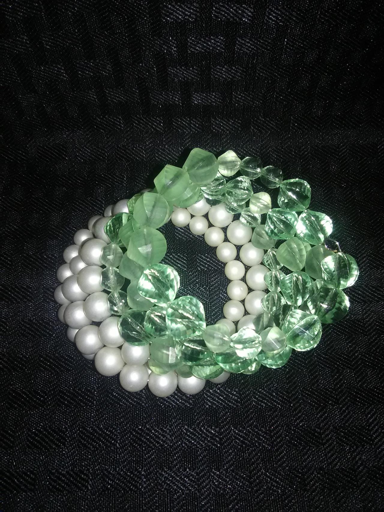 pearl shaped beads and translucent green, frosted and clear crystals